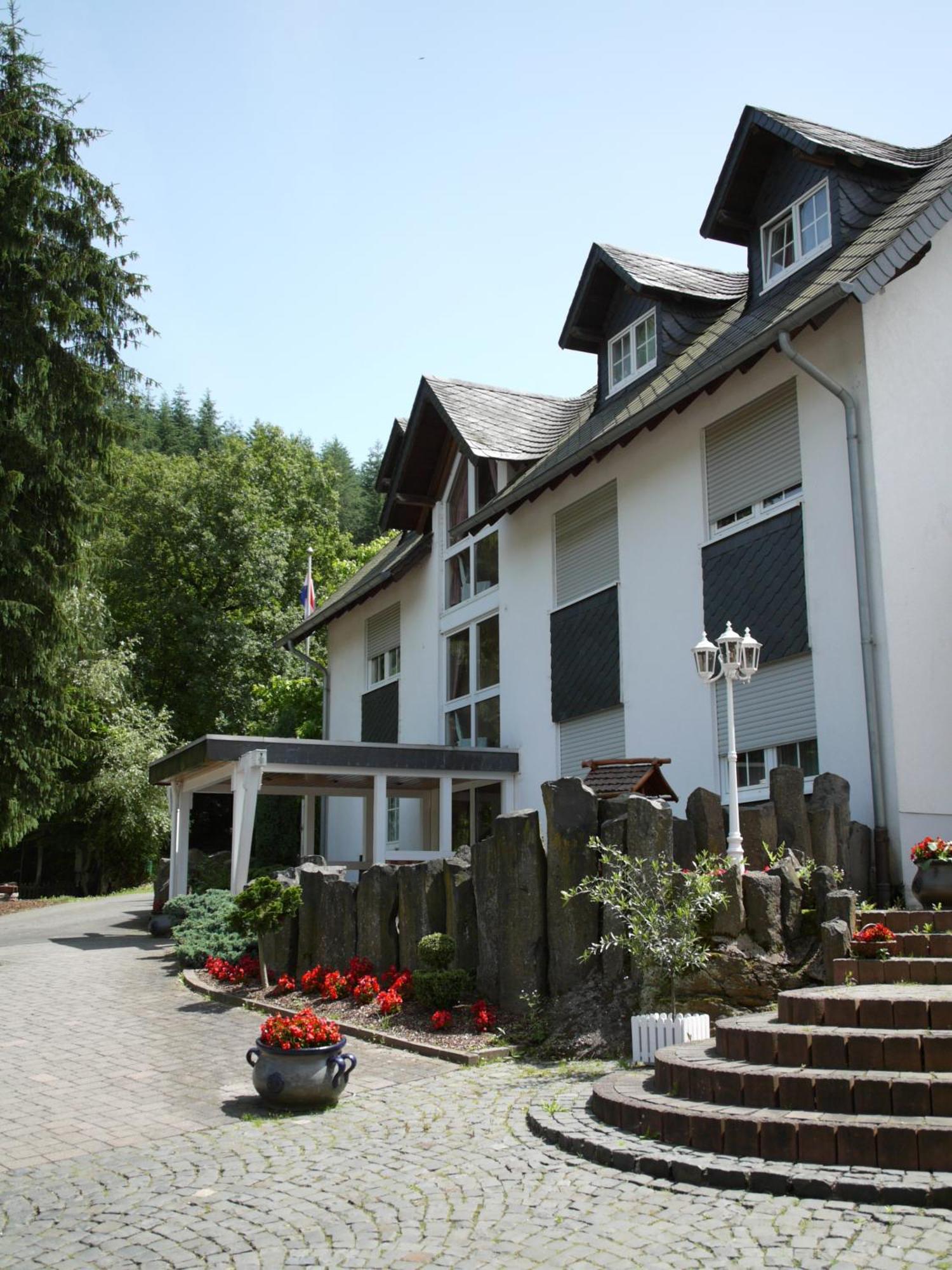 Studentenmuehle Hotel - Restaurant Nomborn Экстерьер фото
