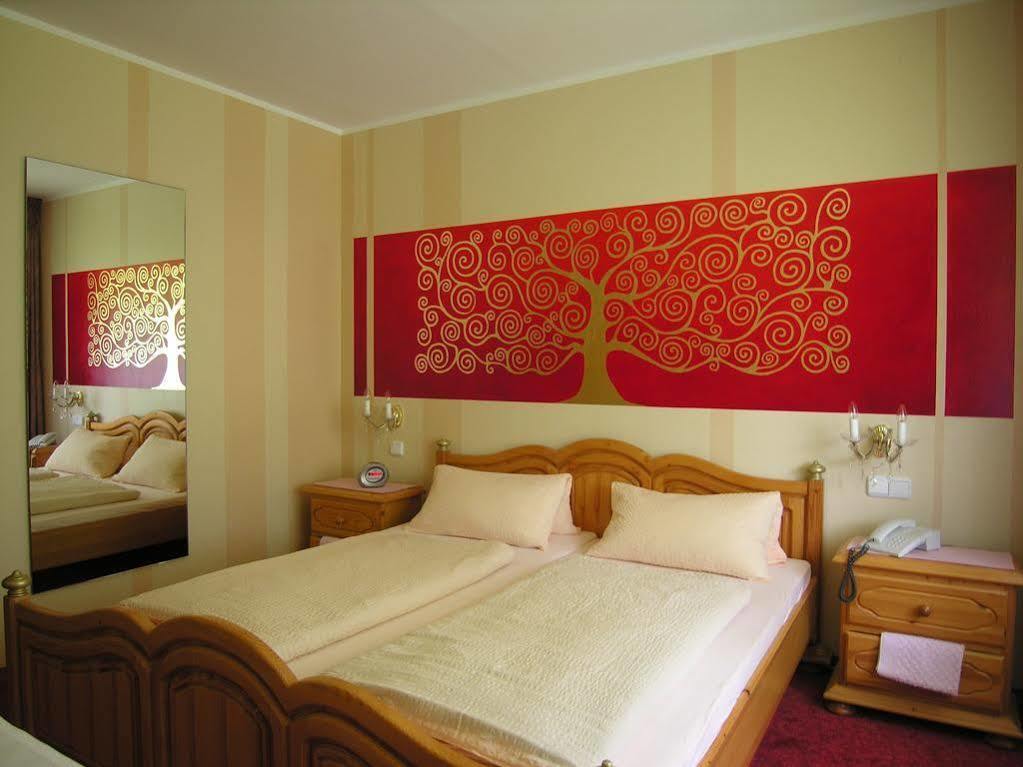 Studentenmuehle Hotel - Restaurant Nomborn Экстерьер фото