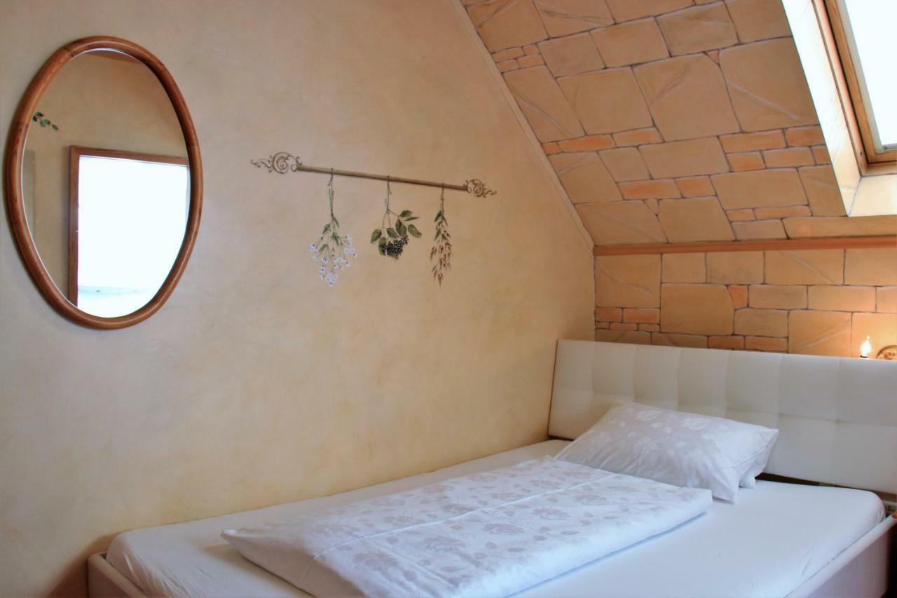 Studentenmuehle Hotel - Restaurant Nomborn Экстерьер фото